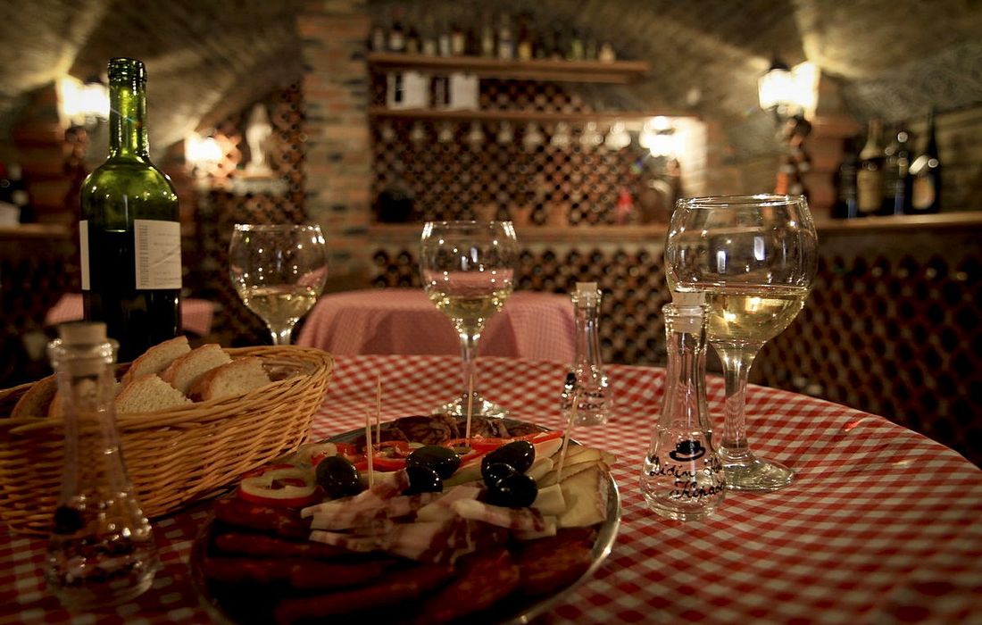 Tasting wines from the hills of Baranja – Didin Konak